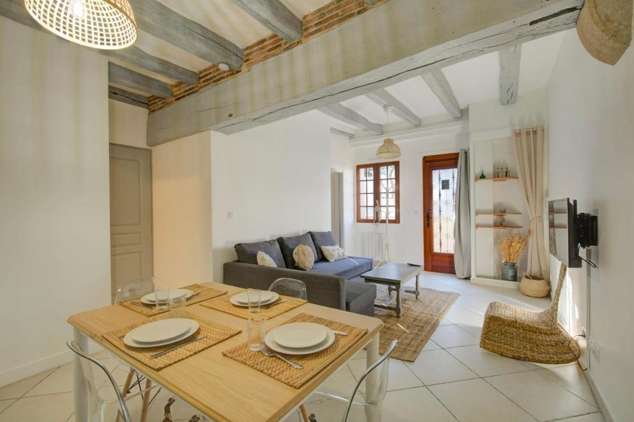 Le Chambord Beautiful Half-timbered House With Terrace Apartamento Tours