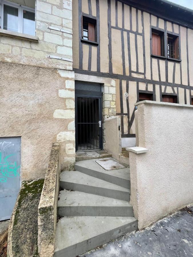 Le Chambord Beautiful Half-timbered House With Terrace * Tours
